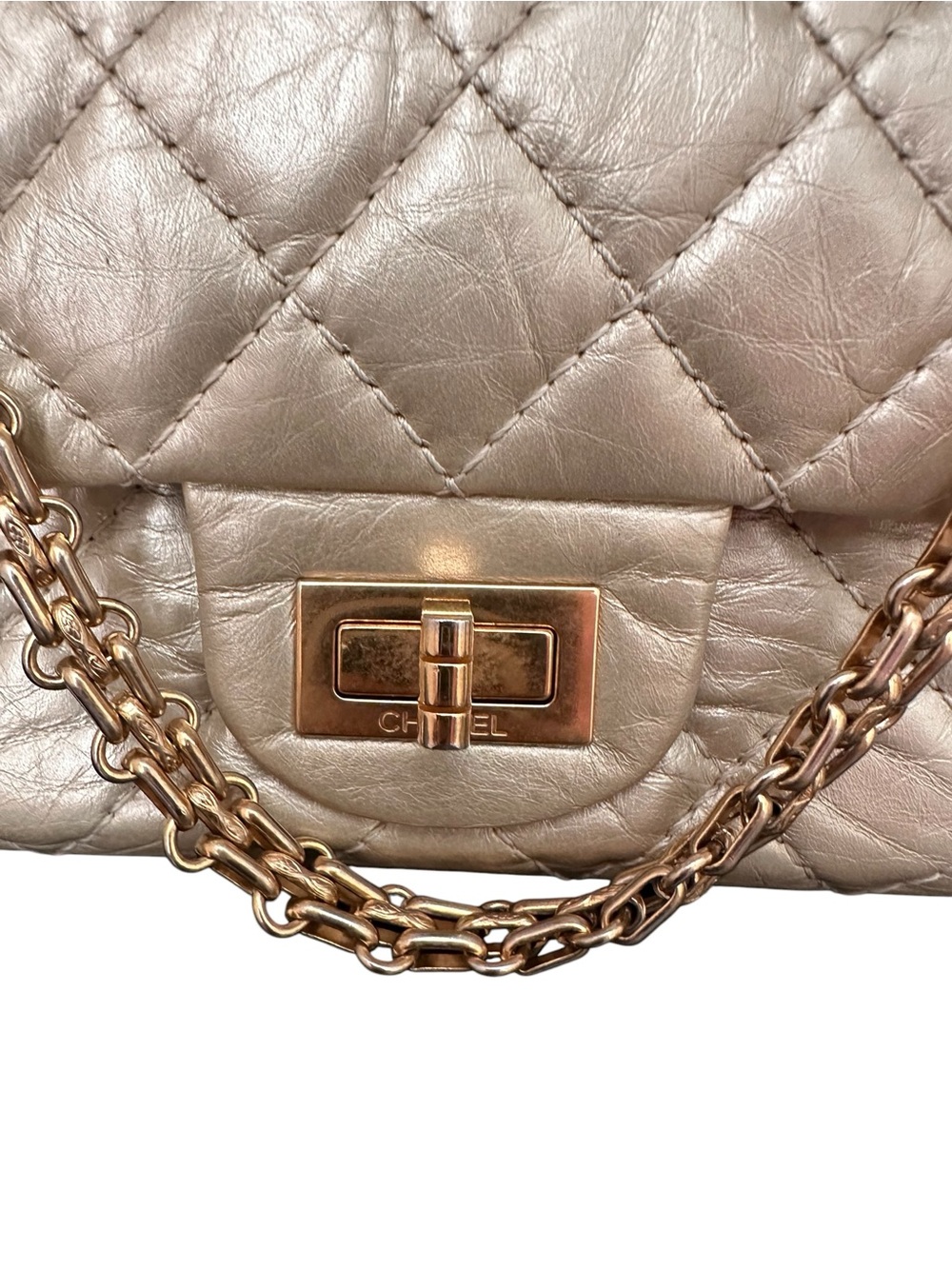 Chanel Reissue 2.55 Mini Classic Double Flap - Picture 2 of 10